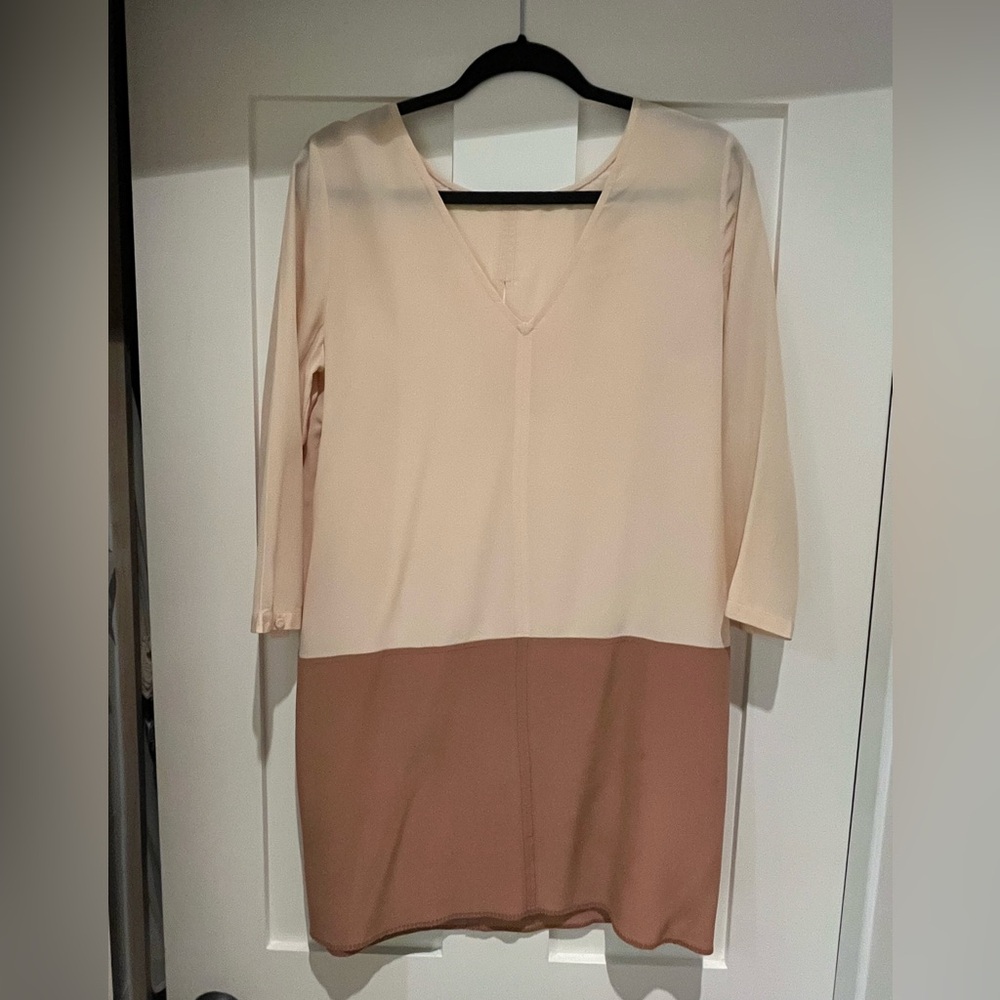 Wilfred Two-Tone V-Neck shift dress, 100% silk